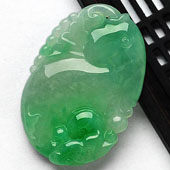 糯冰种翠色缅甸翡翠A货年年有余挂件