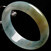 冰种飘花略带黄翡缅甸翡翠A货手镯（58.4mm）