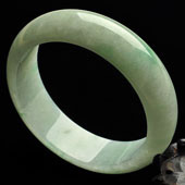 糯冰种飘翠缅甸翡翠A货手镯（58.5mm）