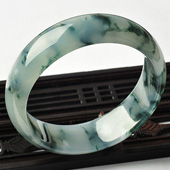糯冰种飘花缅甸翡翠A货手镯（57.8mm）