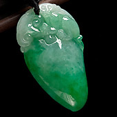 糯冰种阳绿缅甸翡翠A货福瓜挂件