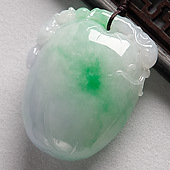 糯冰种飘翠缅甸翡翠A货寿桃挂件