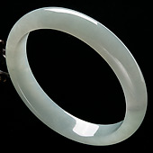 糯冰种晴水缅甸翡翠A货手镯（57.2mm）