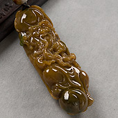 细糯种黄加绿缅甸翡翠A货寿星挂件