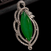 冰种阳绿缅甸翡翠A货镶白金水滴胸坠（真钻）