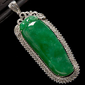 冰种阳绿缅甸翡翠A货镶白金福瓜胸坠（真钻）