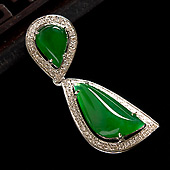 冰种正阳绿缅甸翡翠A货镶白金水滴胸坠（真钻）