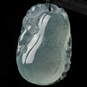 冰玻种淡晴水缅甸翡翠A货福瓜挂件