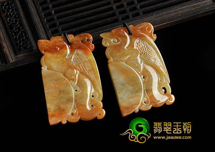 糯冰种褐红翡缅甸翡翠A货仿古龙凤牌挂件（一对）