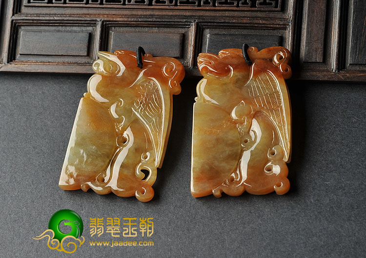 糯冰种褐红翡缅甸翡翠A货仿古龙凤牌挂件（一对）
