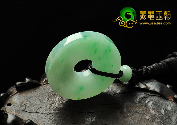 糯冰种飘翠缅甸翡翠A货平安扣挂件