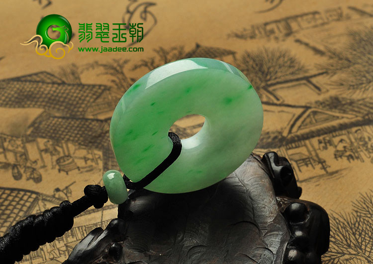 糯冰种飘翠缅甸翡翠A货平安扣挂件