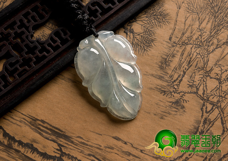 冰种淡晴水缅甸翡翠A货叶子挂件