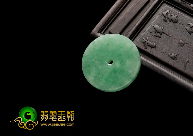 糯冰种翠色缅甸翡翠A货平安扣挂件