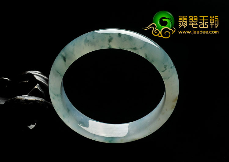 （超值推荐）冰种飘花略带黄翡缅甸翡翠A货手镯（57.8mm）