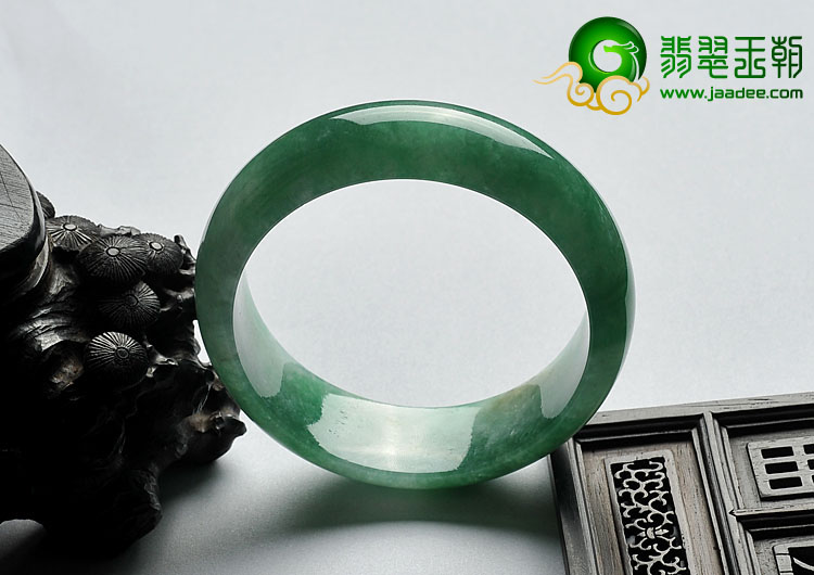冰种阳绿满绿缅甸翡翠A货手镯（57.8mm）