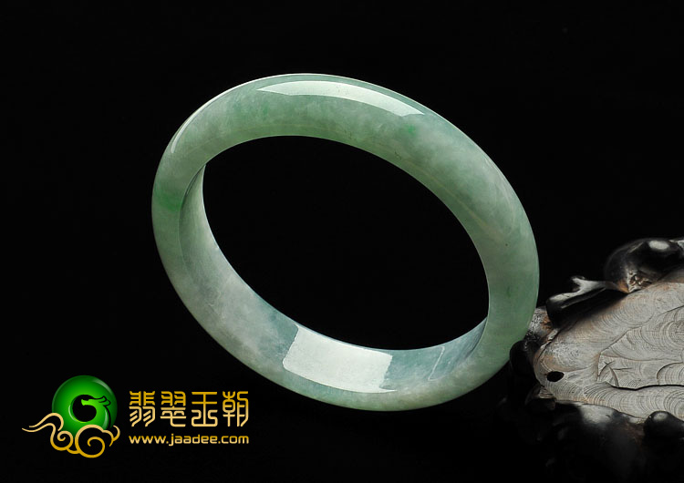 糯冰种飘翠缅甸翡翠A货手镯（54.6mm）
