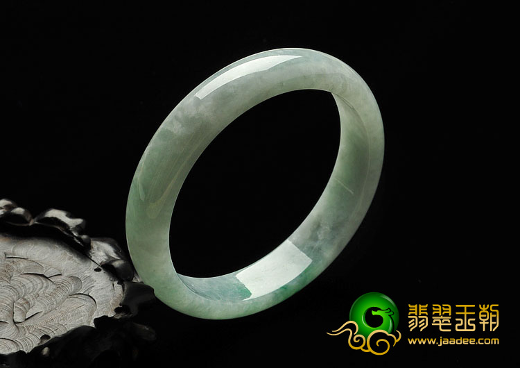 糯冰种飘翠缅甸翡翠A货手镯（54.6mm）