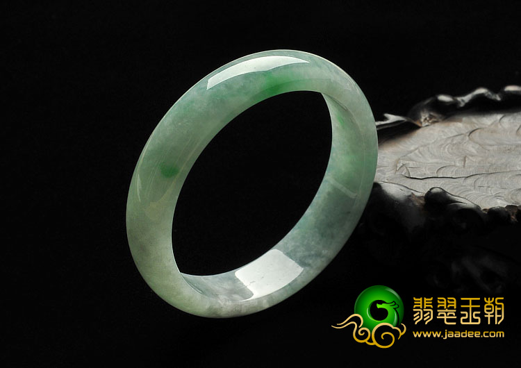 糯冰种飘翠缅甸翡翠A货手镯（54.3mm）