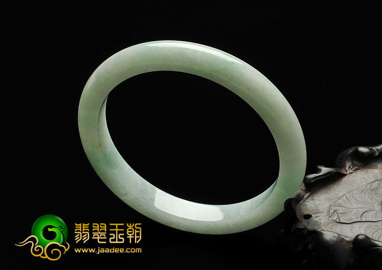 糯冰种晴水缅甸翡翠A货手镯（60.8mm）