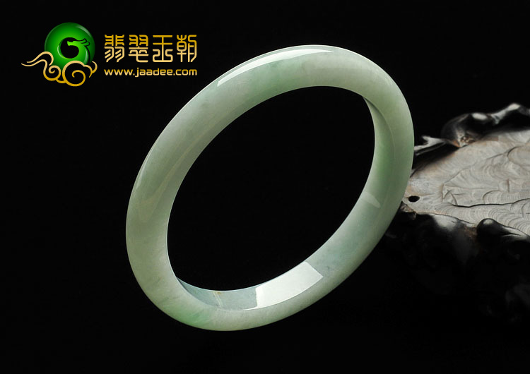 糯冰种晴水缅甸翡翠A货手镯（60.8mm）