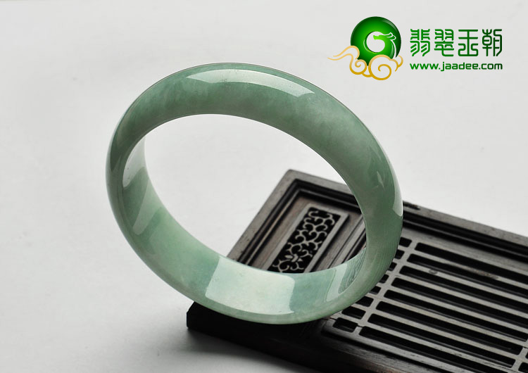 糯冰种晴水缅甸翡翠A货手镯（61.3mm）