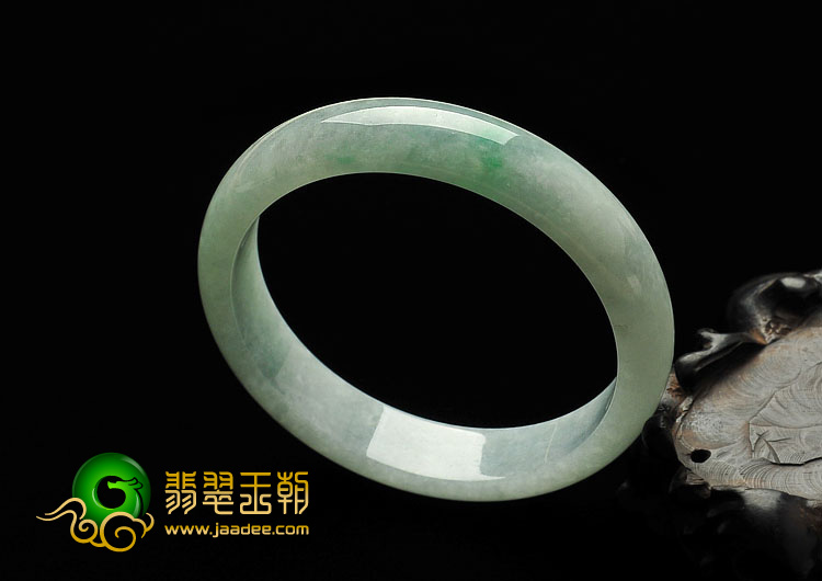 糯冰种飘翠缅甸翡翠A货手镯（54.8mm）