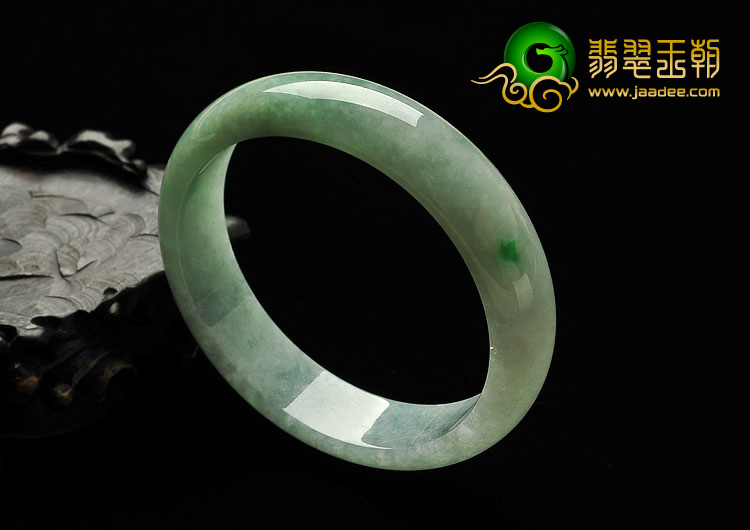 糯冰种飘翠缅甸翡翠A货手镯（54.7mm）