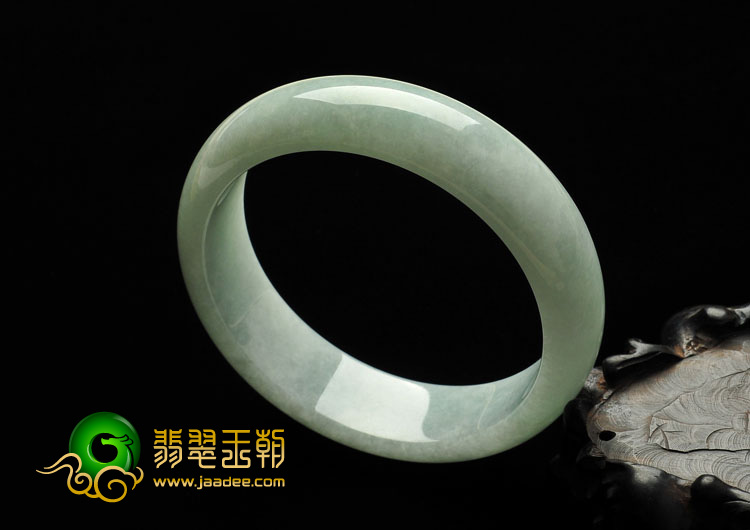 糯冰种晴水缅甸翡翠A货手镯（61.4mm）