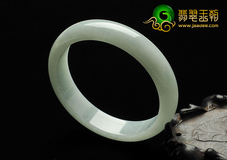 feicui糯冰种晴水缅甸翡翠A货手镯（58.4mm）