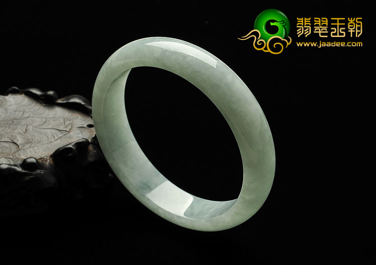 糯冰种晴水缅甸翡翠A货手镯（61.3mm）