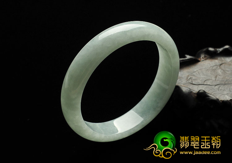 糯冰种晴水缅甸翡翠A货手镯（61.3mm）