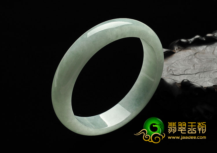 糯冰种晴水缅甸翡翠A货手镯（61.6mm）