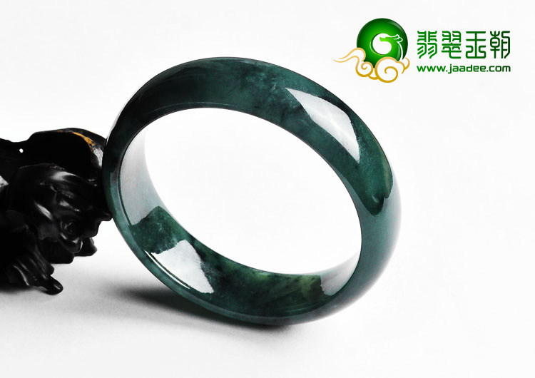 糯冰种油青飘花缅甸翡翠A货手镯（57.2mm）