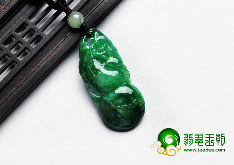 糯冰种满绿缅甸翡翠A货福禄寿挂件