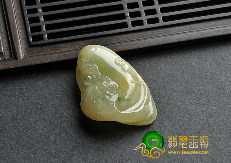 糯冰种黄翡飘花缅甸翡翠A货貔貅挂件