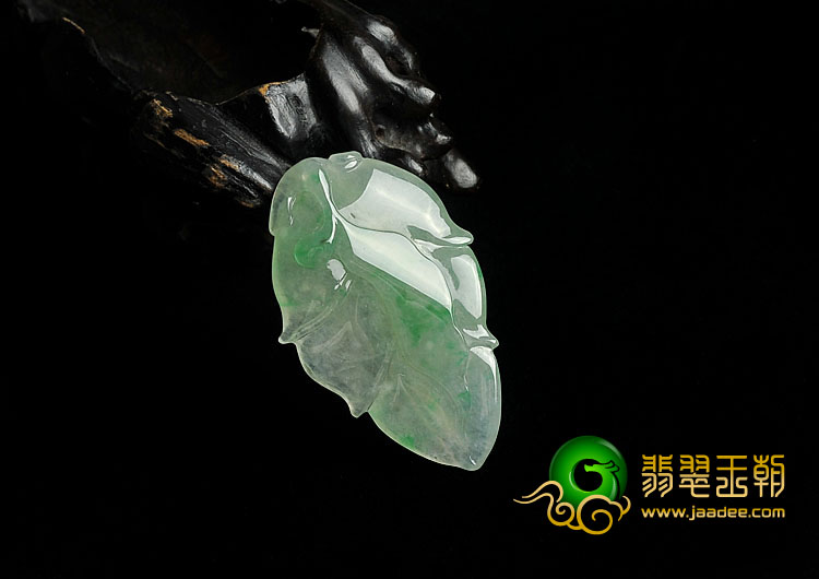 冰种飘翠缅甸翡翠A货叶子挂件