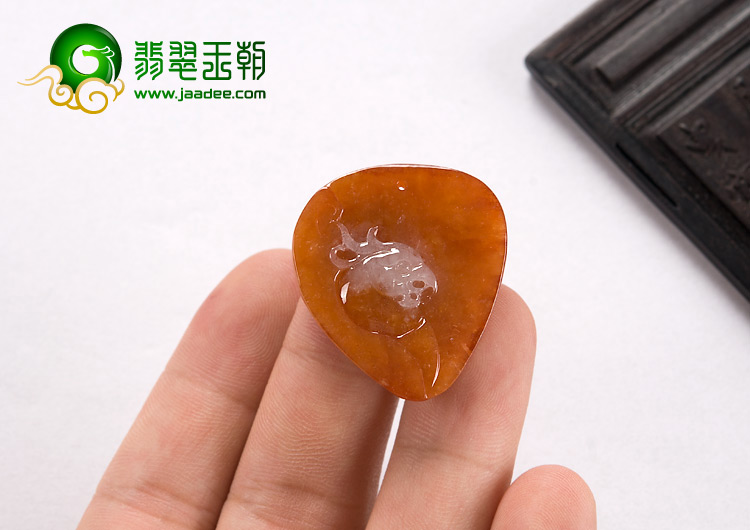 糯冰种红翡缅甸翡翠A货英明神武挂件