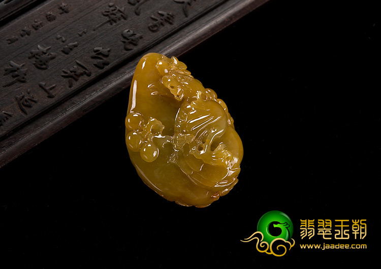 冰种红黄翡缅甸翡翠A货英明神武挂件