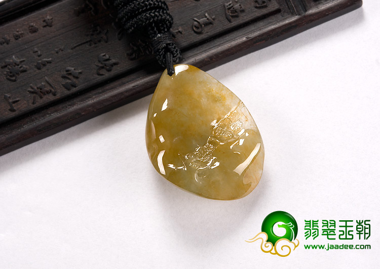 冰种褐黄翡缅甸翡翠A货螳螂挂件