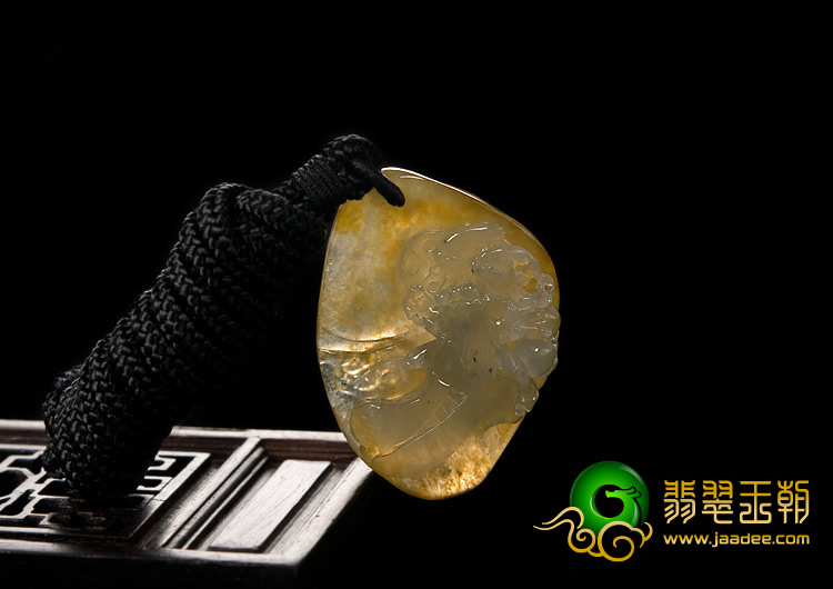 冰种褐黄翡缅甸翡翠A货螳螂挂件