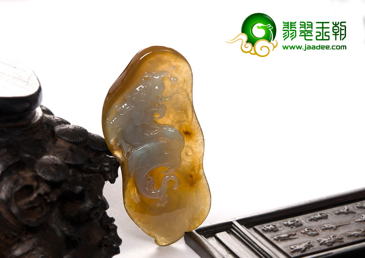 冰种褐黄翡缅甸翡翠A货仿古龙挂件
