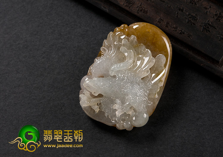 冰种褐黄翡缅甸翡翠A货大展宏图挂件