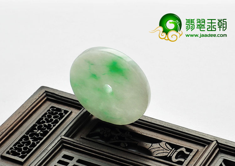 糯冰种白底青缅甸翡翠A货平安扣挂件
