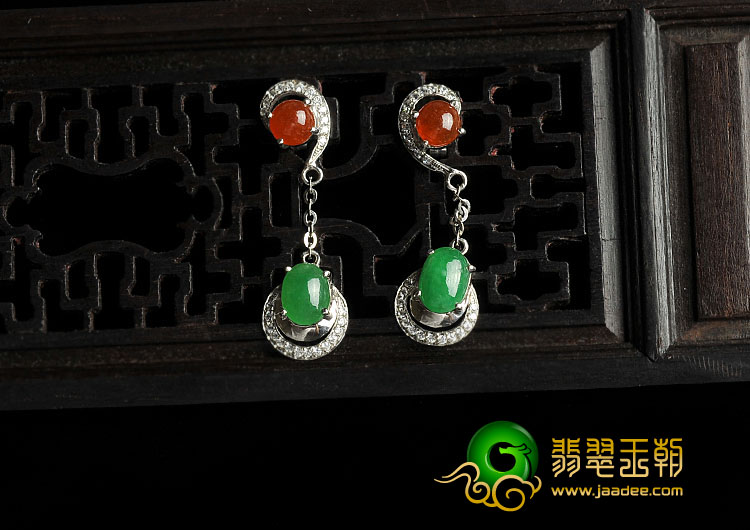 冰种阳绿（红翡）缅甸翡翠A货镶白金耳坠（水钻）
