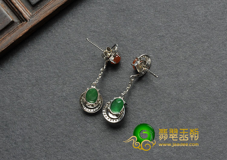 冰种阳绿（红翡）缅甸翡翠A货镶白金耳坠（水钻）