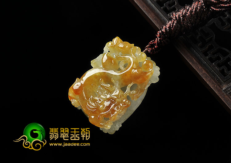 糯冰种黄翡缅甸翡翠A货飞龙挂件