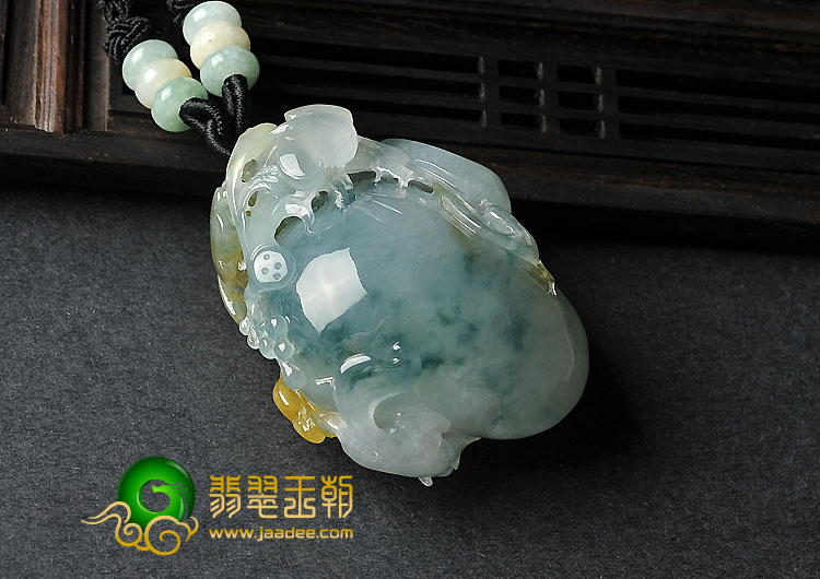 冰种黄翡飘花缅甸翡翠A货欢天喜地挂件
