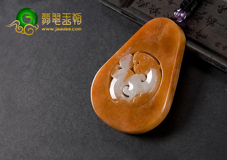 糯冰种红黄翡缅甸翡翠A货仿古龙牌挂件