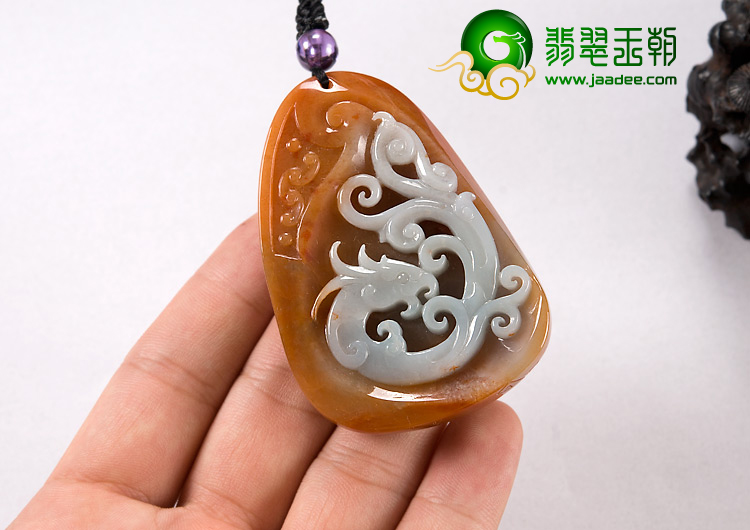 糯冰种红黄翡缅甸翡翠A货仿古龙牌挂件